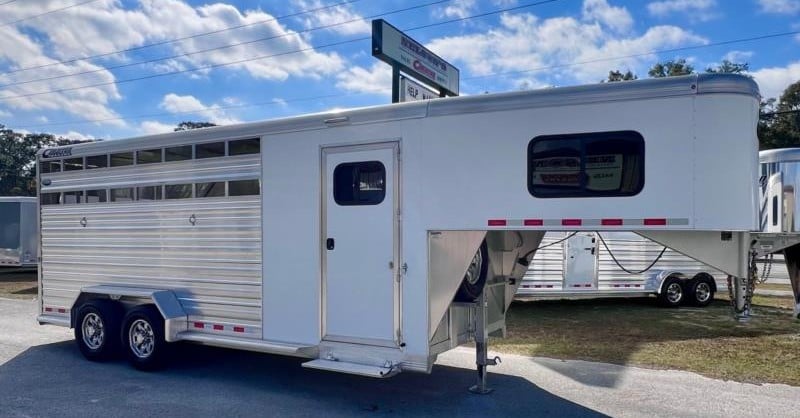 2023 Cimarron 20' Livestock Combo Slant Load Gooseneck 