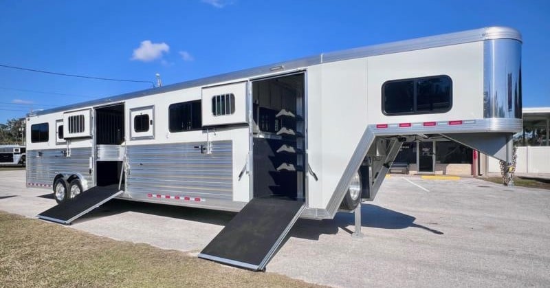 2026 Cimarron Norstar Head to Head (+3)  6 Horse Straight Load Gooseneck Horse Trailer SOLD!!! 