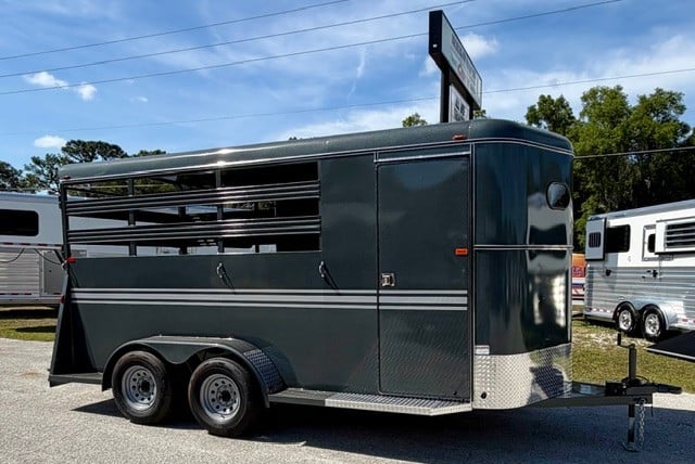 2026 Bee Durango Stock Combo  3 Horse Slant Load Bumperpull Horse Trailer