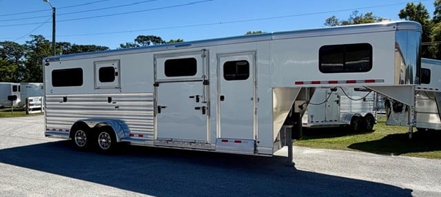 2027 Cimarron WARMBLOOD (2+1)  3 Horse Straight Load Gooseneck Horse Trailer