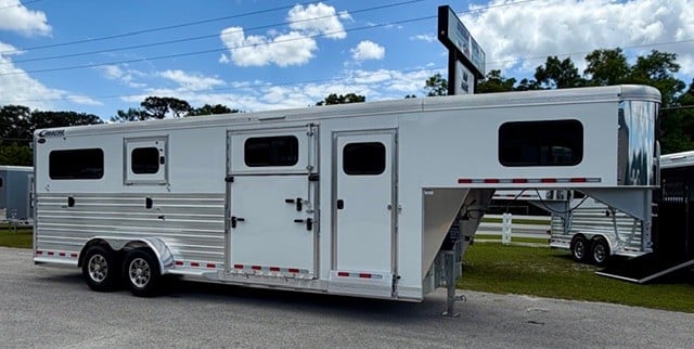 2027 Cimarron Warmblood (2+1) - White -  3 Horse Straight Load Gooseneck Horse Trailer