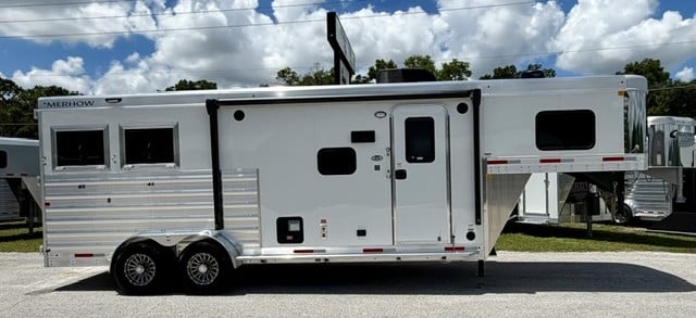 2026 Merhow Summitt - 9' Shortwall -  2 Horse Slant Load Gooseneck Horse Trailer With Living Quarters