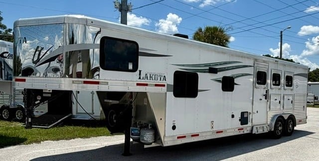 2020 Lakota Charger - 11' Shortwall -  3 Horse Slant Load Gooseneck Horse Trailer With Living Quarters SOLD!!! 