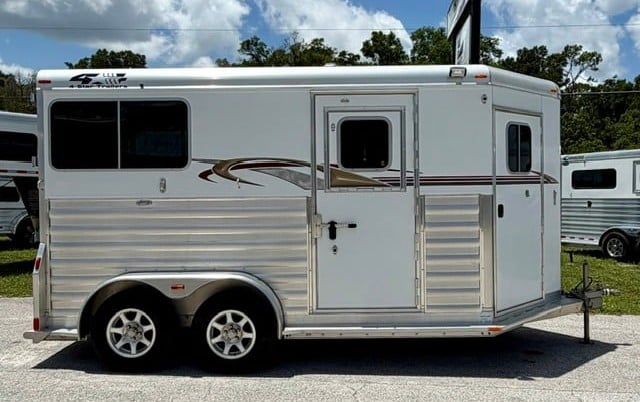 2016 4-Star   2 Horse Straight Load Bumperpull Horse Trailer SOLD!!! 