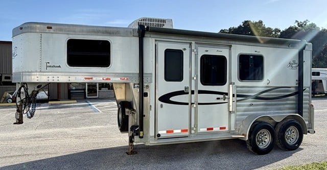 2008 Cherokee   2 Horse Slant Load Gooseneck Horse Trailer