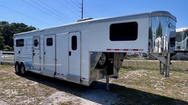 2022 Cimarron Norstar 7' Dressing with (2) Mid-Tacks  2 Horse Straight Load Gooseneck Horse Trailer