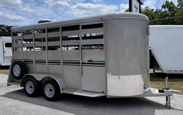 2025 Bee Durango 16' Livestock Bumper Pull Bumperpull 
