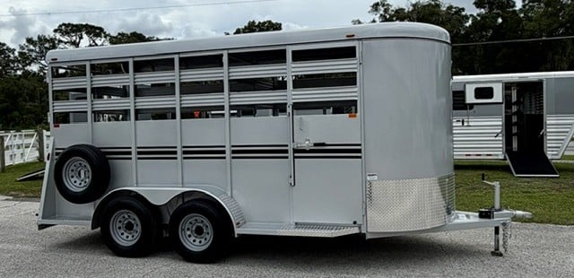 2027 Bee 16' Livestock Bumperpull 