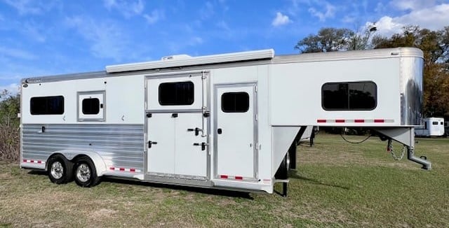 2018 Cimarron Norstar (2+1)  3 Horse Straight Load Gooseneck Horse Trailer SOLD!!! 