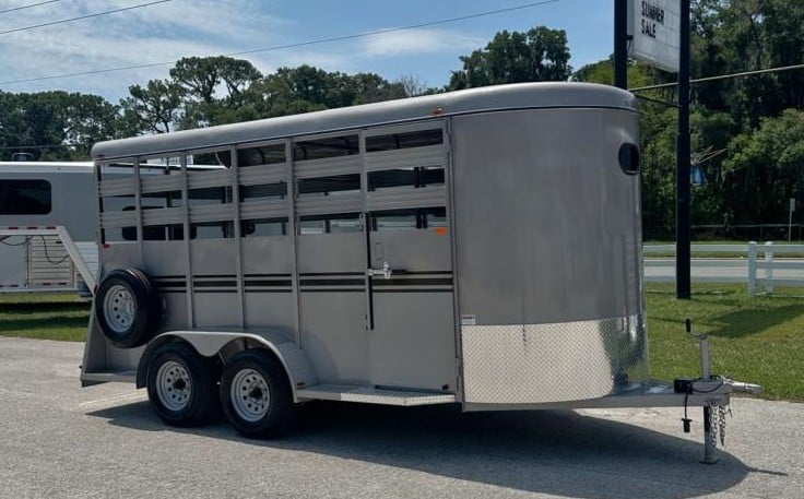 2027 Bee 16' Livestock Bumperpull 