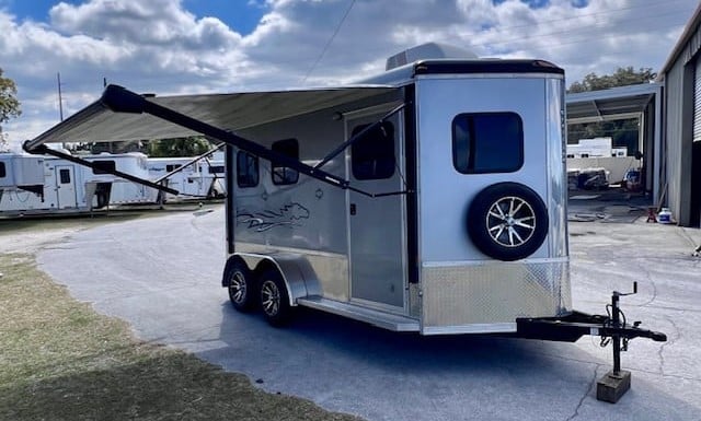 2021 Homesteader   2 Horse Slant Load Bumperpull Horse Trailer