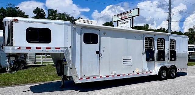 2001 Keifer   3 Horse Slant Load Gooseneck Horse Trailer With Living Quarters