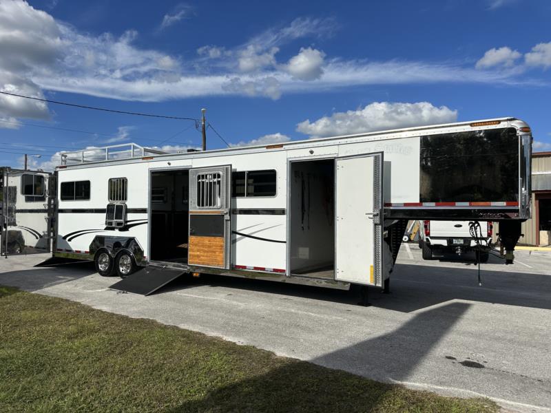 2008 Select Trailers Head to Head - White -  6 Horse Straight Load Gooseneck Horse Trailer