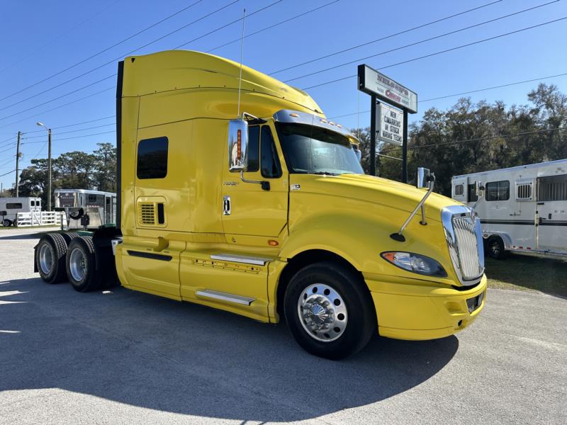 2014 International ProStar+ Eagle - Yellow - Truck