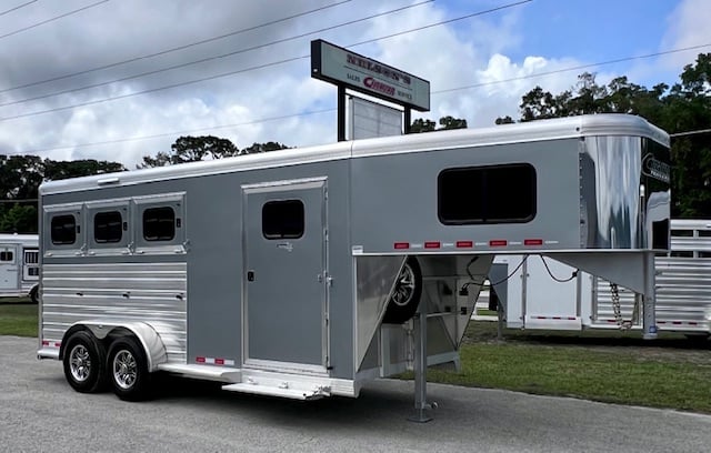 2025 Cimarron Norstar   3 Horse Slant Load Gooseneck Horse Trailer