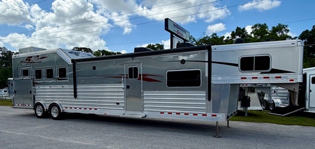 2022 4-Star - 17'6 Shortwall -  4 Horse Slant Load Gooseneck Horse Trailer With Living Quarters SOLD!!! 