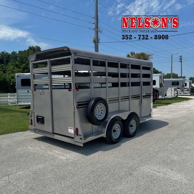 2027 Bee 16' Livestock Bumperpull 2027 Bee 16' Livestock Bumperpull