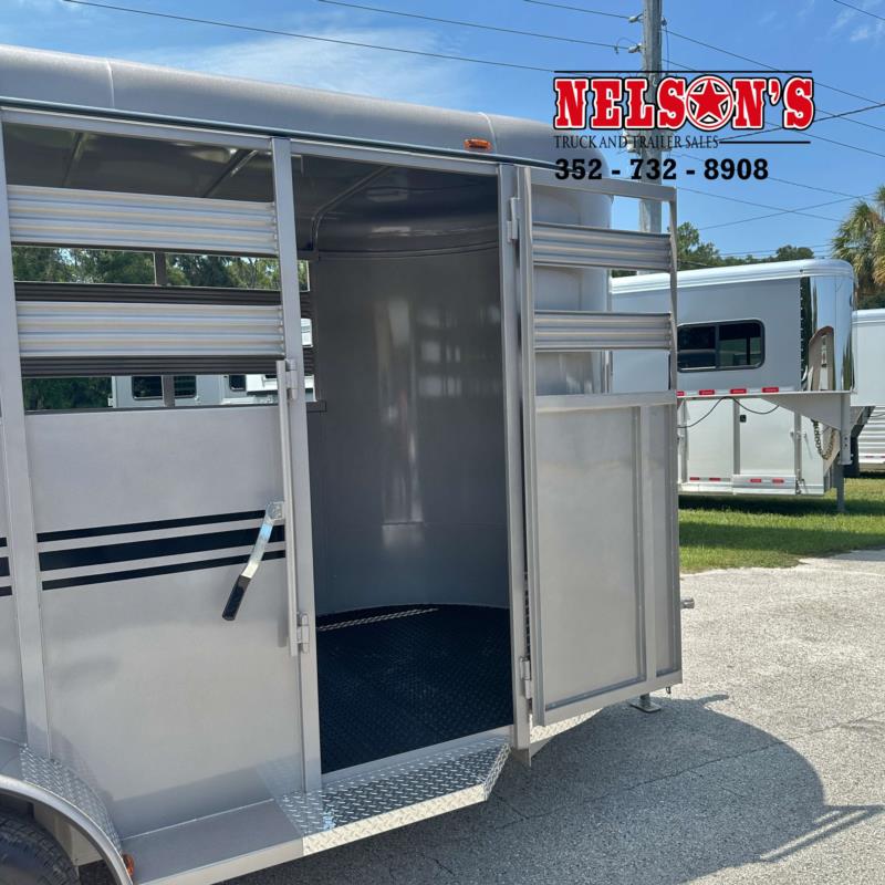 2027 Bee 16' Livestock Bumperpull 2027 Bee 16' Livestock Bumperpull