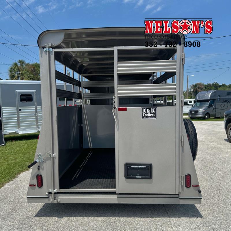 2027 Bee 16' Livestock Bumperpull 2027 Bee 16' Livestock Bumperpull