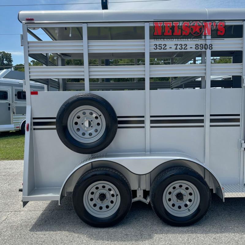2027 Bee 14' Livestock Bumperpull 2027 Bee 14' Livestock Bumperpull