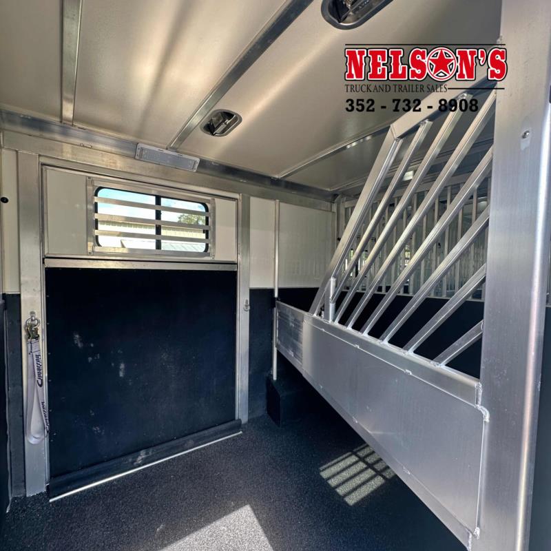 2027 Cimarron Norstar (6+2) Head to Head 6 Horse Straight Load Gooseneck Horse Trailer 2027 Cimarron Norstar (6+2) Head to Head 6 Horse Straight Load Gooseneck Horse Trailer