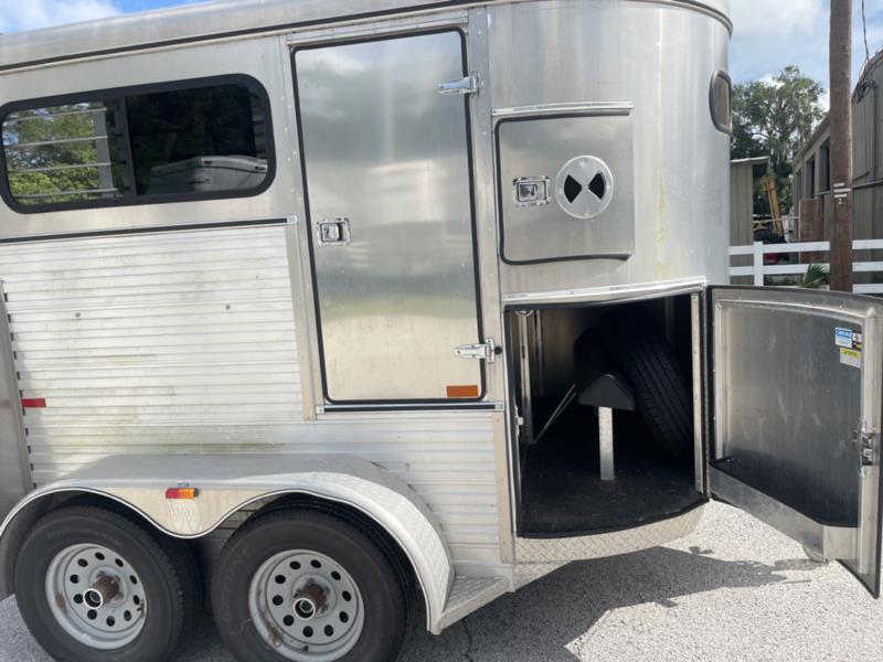 2017 WW   2 Horse Straight Load Bumperpull Horse Trailer SOLD!!! 